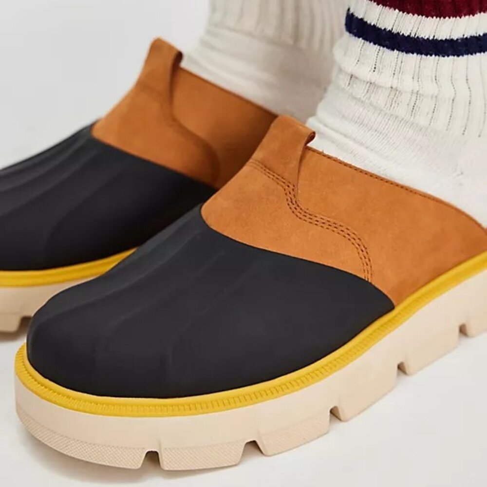 Sorel Two-Tone Black and Tan Mule Clogs with Yellow Trim - Picture 2 of 16